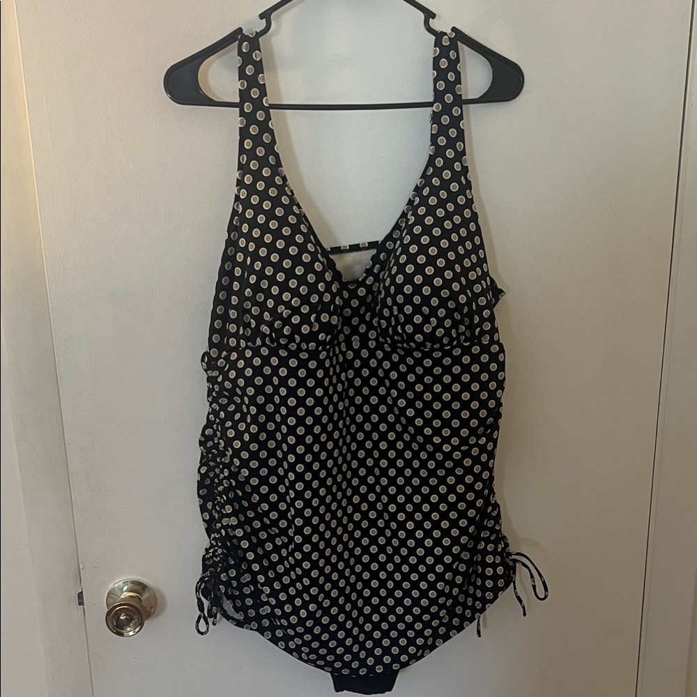 Black and Tan Polka Dot Women 18w Swim One Piece Bathing Suit